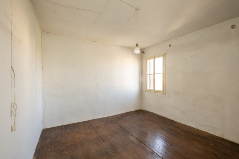 Siamo a due passi dal centro di San Pietro Viminario, lungo quella via Roma-strada principale che...