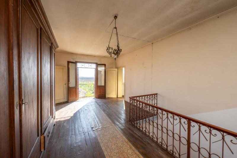 Siamo a due passi dal centro di San Pietro Viminario, lungo quella via Roma-strada principale che...