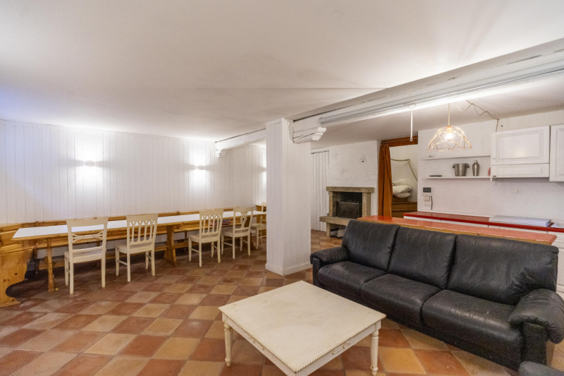 Se quello che cerchi è l'indipendenza e la massima tranquillità per la tua famiglia, questa villa...