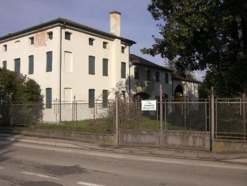 Marsango, casa padronale vincolata - scheda n. 68 provincia di Padova - grado di protezione 2. L'...