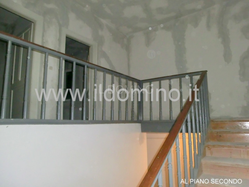 Rosazzo (Udine), Villa Liberty di inizio 1900, sviluppata su 3 livelli: piano terra di 150 mq.; p...
