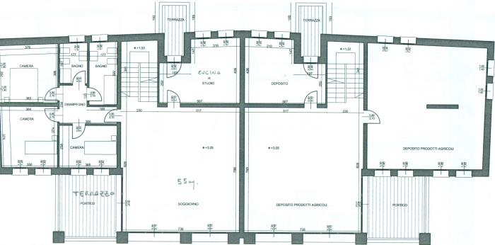 Manzano, località Rosazzo, casa singola di complessivi 860 mq. calpestabili, distribuita su 3 liv...