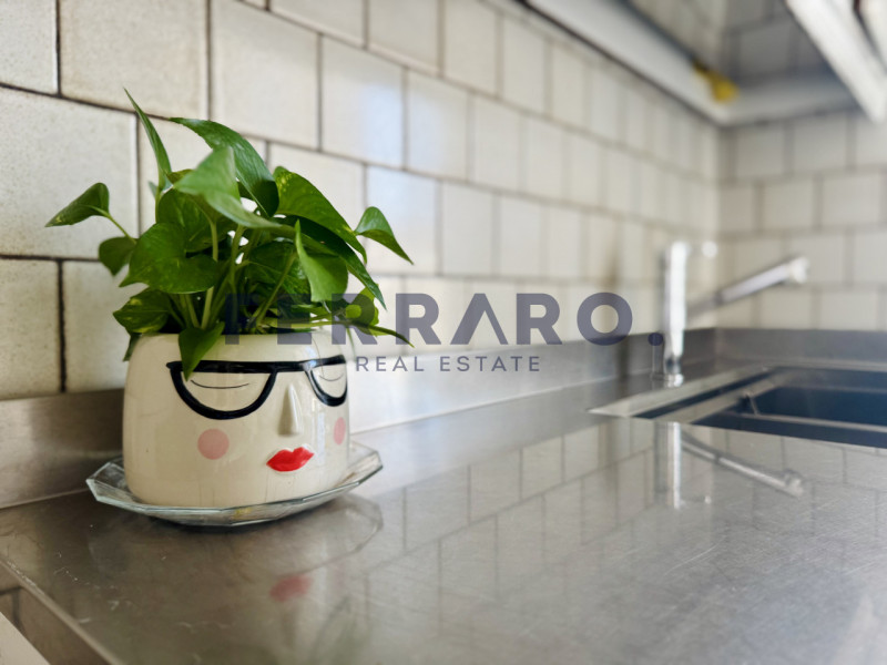 Treviso, San Zeno. Codice CV16. A meno di 300 metri dalle mura, questo appartamento tricamere off...