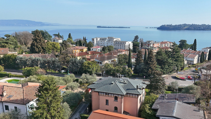 Sal&ograve; Vendita Appartamento trilocale