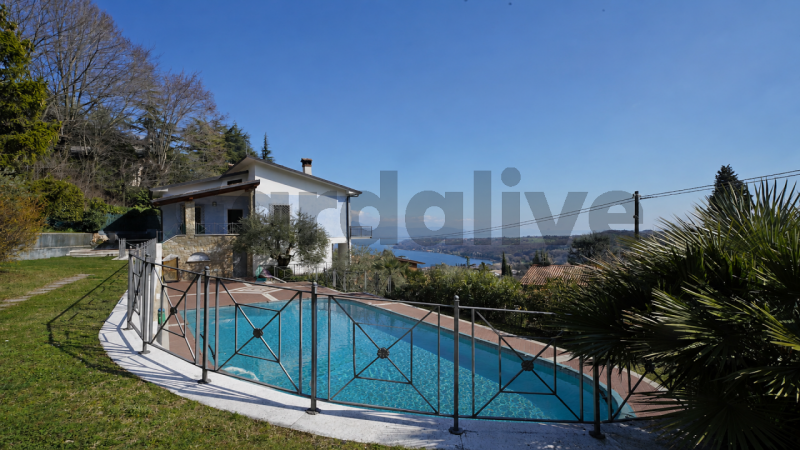 VENDITE Rustico e Casa a Salò – foto 1