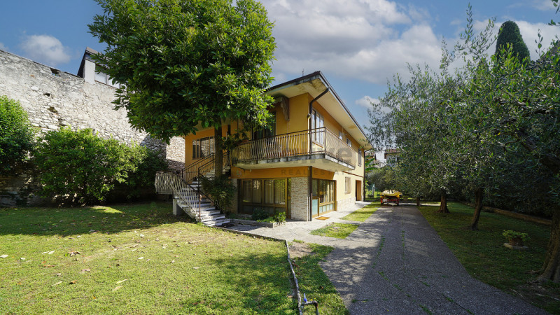 VENDITE Ville singole o a schiera a Toscolano-Maderno – foto 1