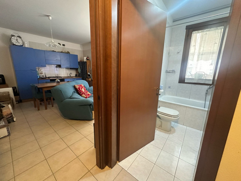 Sarmeola di Rubano: in contesto tranquillo e ben abitato, proponiamo in locazione appartamento al...