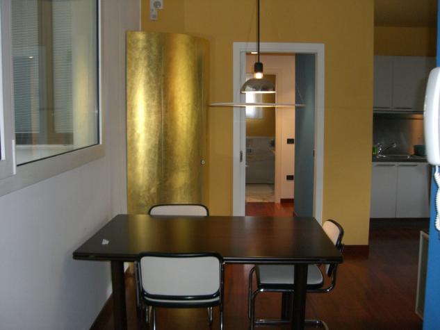 Zona Patriarcato (vicinanze Piazza dei Signori), in edificio completamente ristrutturato, apparta...