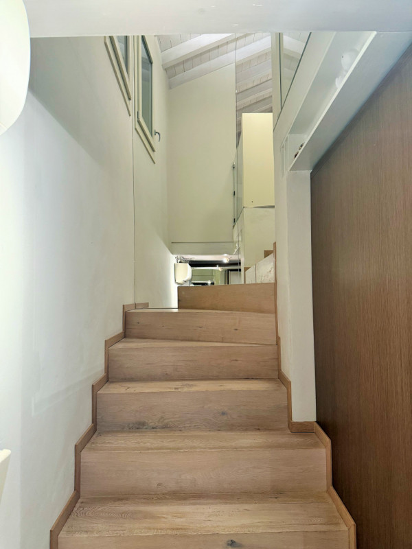 Castelfranco V.to: in posizione centralissima, proponiamo in vendita una mansarda disposta su 2 l...