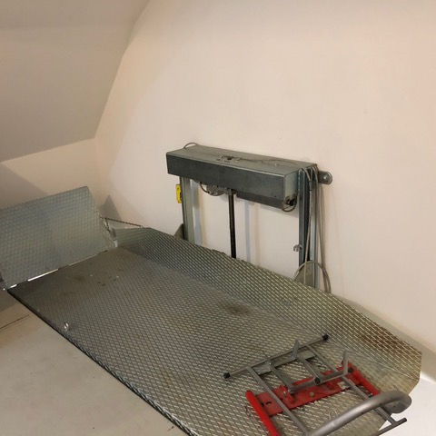 PADOVA CENTRO CARMINE UNITA' LOOFT MOLTO PARTICOLARE. RISTRUTTURATO A NUOVO. MISURA 400 MQ. IN TR...