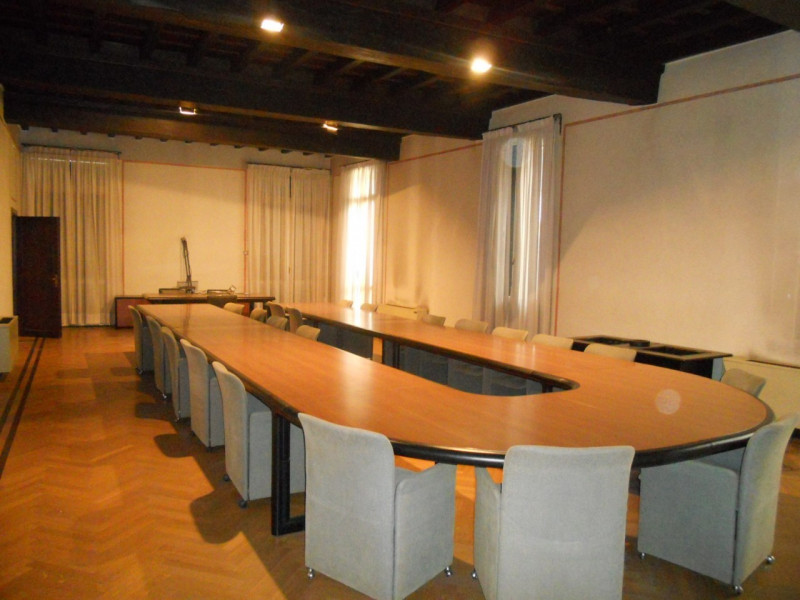 Benvenuti nel cuore storico di Padova, una delle città più affascinanti e culturalmente ricche d'...