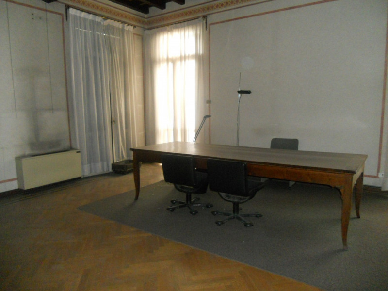 Benvenuti nel cuore storico di Padova, una delle città più affascinanti e culturalmente ricche d'...