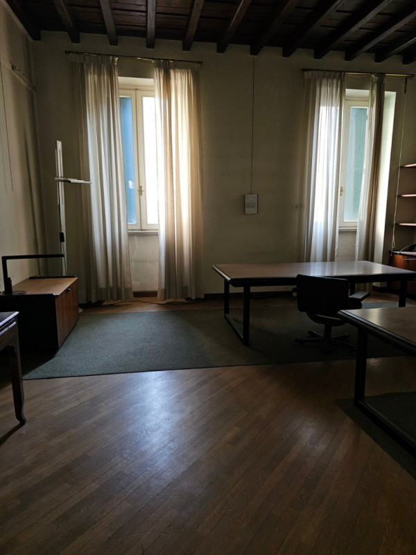 Benvenuti nel cuore storico di Padova, una delle città più affascinanti e culturalmente ricche d'...