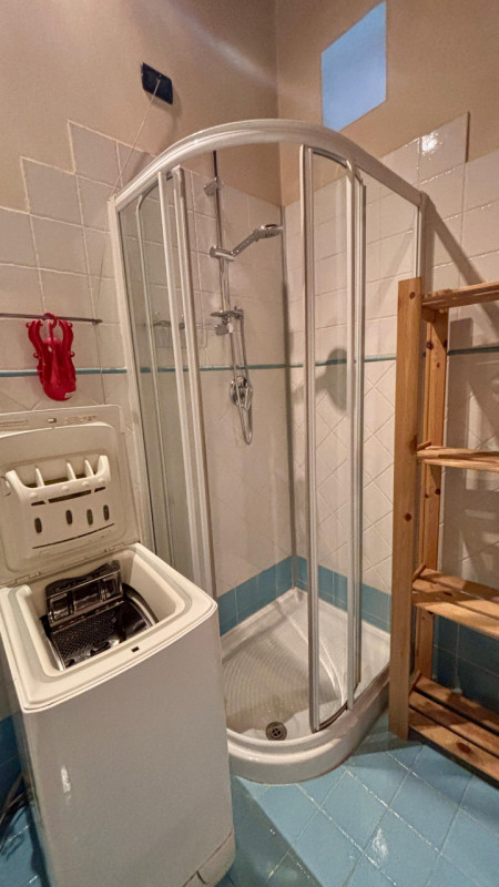 Elegante appartamento di recente ristrutturazione inserito nel centro storico di Este. Caratteriz...