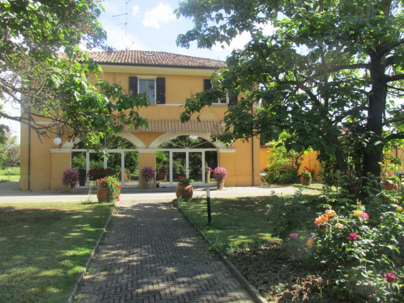 VENDITE Ville singole o a schiera a Cesena – foto 1