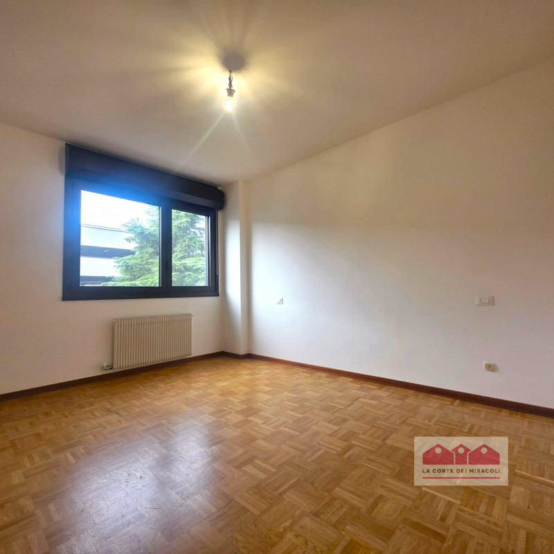 LOCAZIONE 3+2 CON SPOSTAMENTO RESIDENZA - VICENZA, ZONA TEATRO NUOVO: A DUE PASSI DALLE MURA STOR...