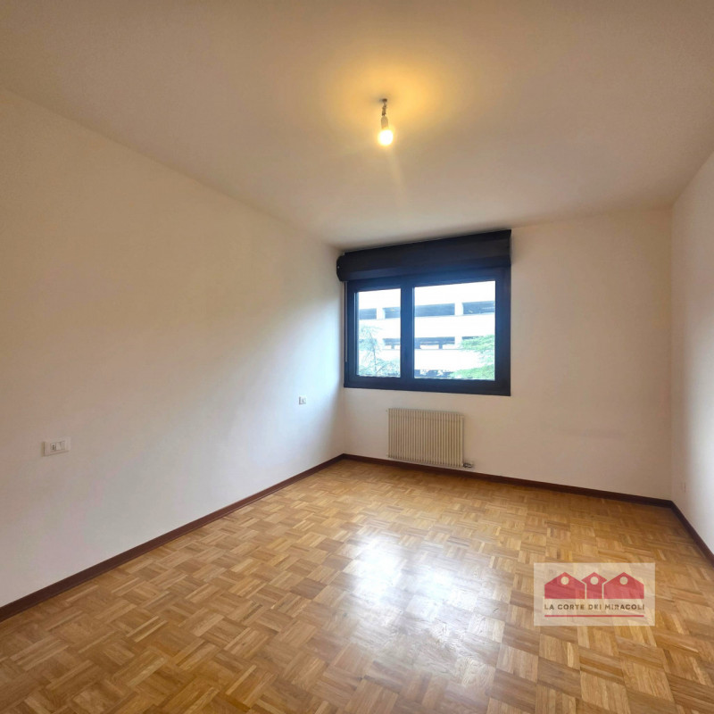 LOCAZIONE 3+2 CON SPOSTAMENTO RESIDENZA - VICENZA, ZONA TEATRO NUOVO: A DUE PASSI DALLE MURA STOR...