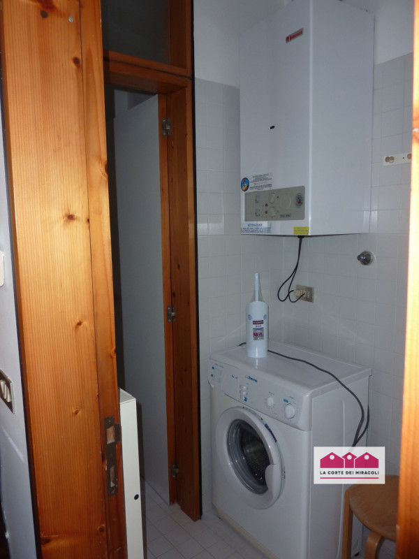 SAN ROCCO: IN CONTESTO STORICO ED INTERNO, PROPONIAMO IN LOCAZIONE UN GRAZIOSO MONOLOCALE COMPLET...