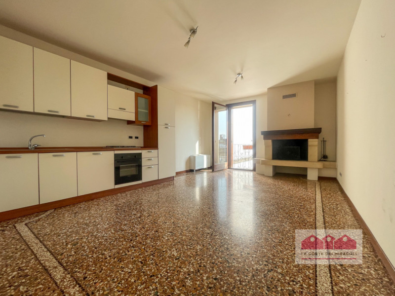 Vicenza Affitto Appartamento pentalocale