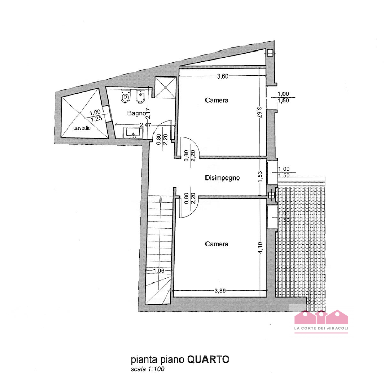 CENTRO STORICO: SPLENDIDO APPARTAMENTO POSTO ALL'ULTIMO PIANO DI UN PALAZZETTO DI SOLE TRE UNITÀ ...