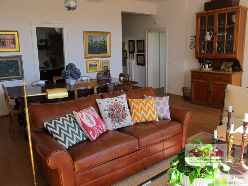 CENTRO STORICO: AFFASCINANTE APPARTAMENTO DI MQ. 204, PIANO 2°. INGRESSO, SOGGIORNO CON ZONA PRAN...