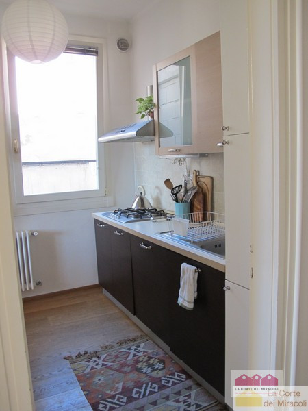 CENTRO STORICO: AFFASCINANTE APPARTAMENTO DI MQ. 204, PIANO 2°. INGRESSO, SOGGIORNO CON ZONA PRAN...