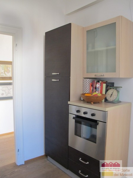 CENTRO STORICO: AFFASCINANTE APPARTAMENTO DI MQ. 204, PIANO 2°. INGRESSO, SOGGIORNO CON ZONA PRAN...