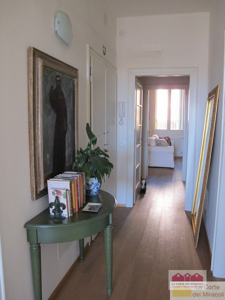 CENTRO STORICO: AFFASCINANTE APPARTAMENTO DI MQ. 204, PIANO 2°. INGRESSO, SOGGIORNO CON ZONA PRAN...