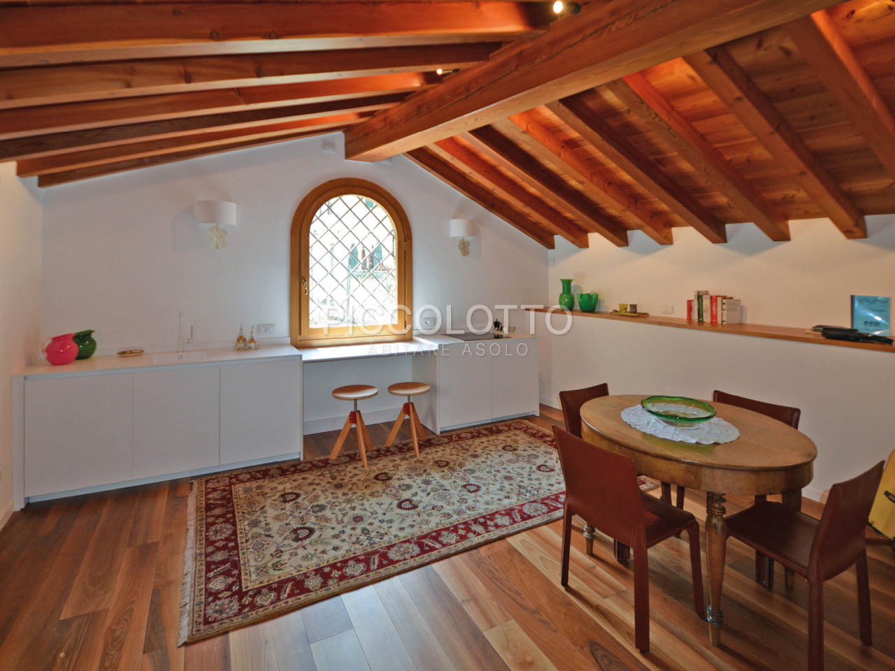 Asolo, centro storico - Esclusivo Loft indipendente e garage