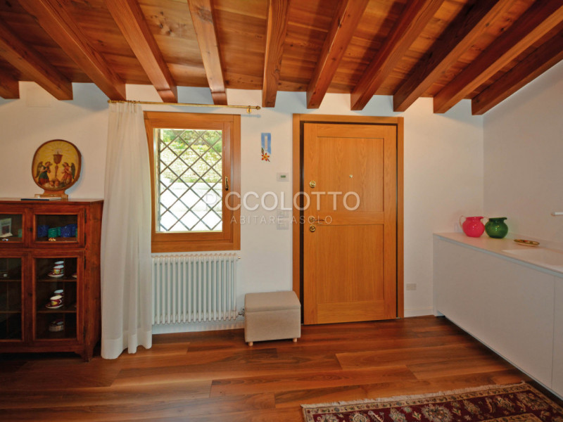 Rif. V4905 - Nel cuore del centro storico di Asolo, uno dei borghi più belli d’Italia, proponiamo...