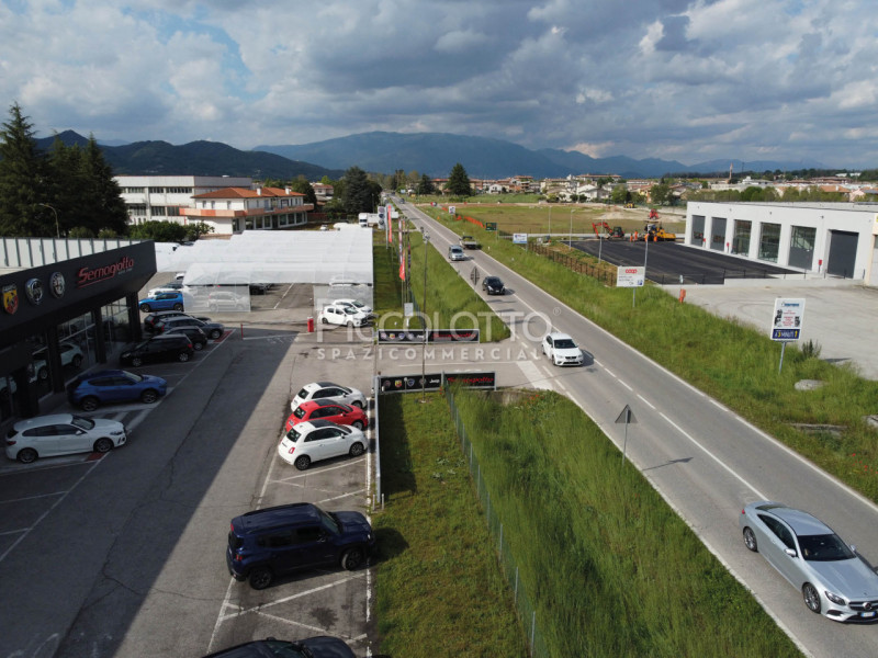 Rif. V877 - Caerano di San Marco, area a destinazione commerciale di circa mq. 15.800 in vendita....