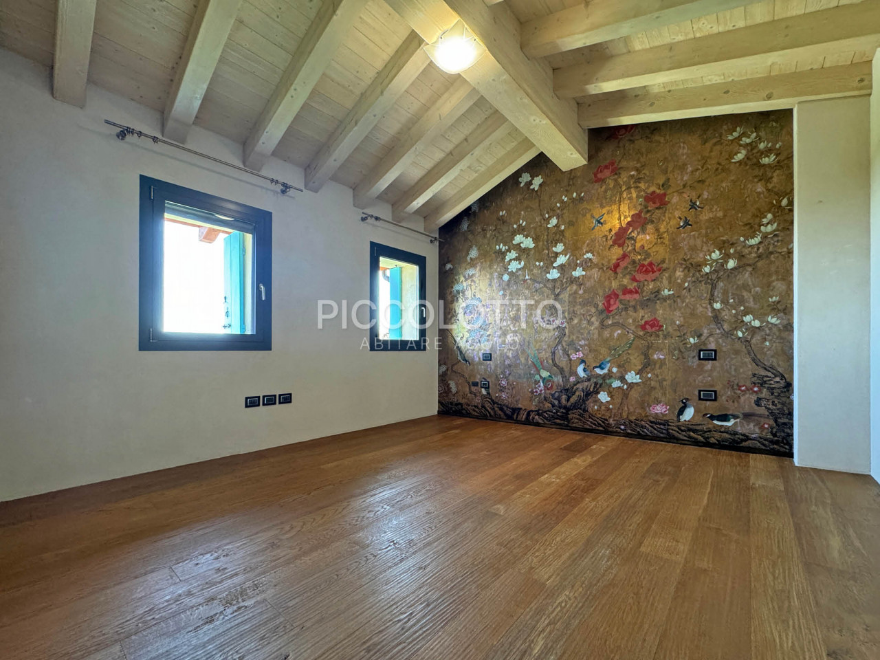 Pagnano d'Asolo - Villa in stile rustico con piscina