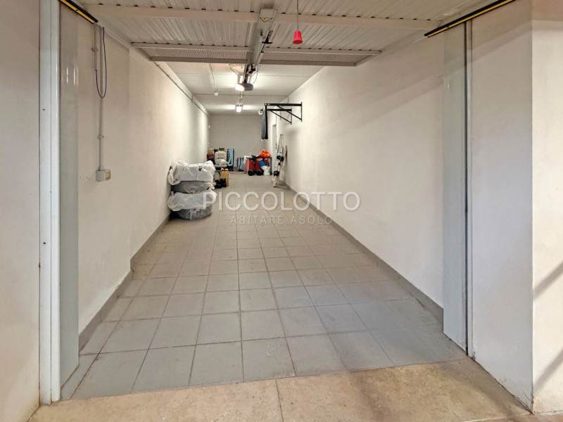 Rif. V2767 - Nel cuore di Asolo, "città dai cento orizzonti", raffinato appartamento duplex in ve...