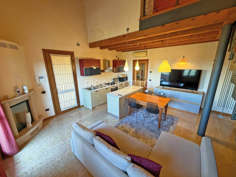 Rif. V2767 - Asolo Centro Storico, in prestigioso contesto residenziale "Borgo Santa Caterina", s...