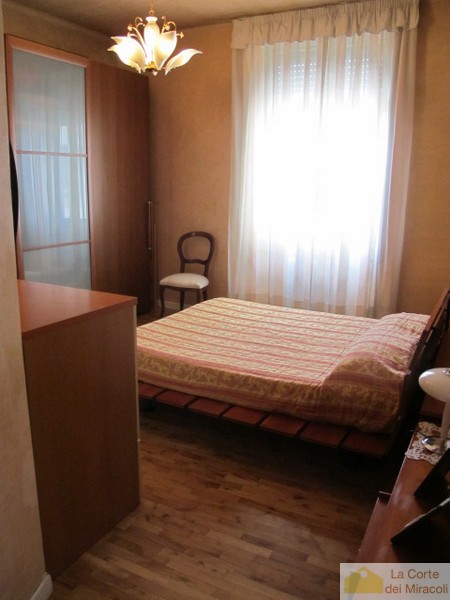 VIALE ROMA: TRICAMERE ARREDATO IN CENTRO STORICO. RICHIESTA EURO 1.200 + SPESE CONDOMINIALI RIF. ...