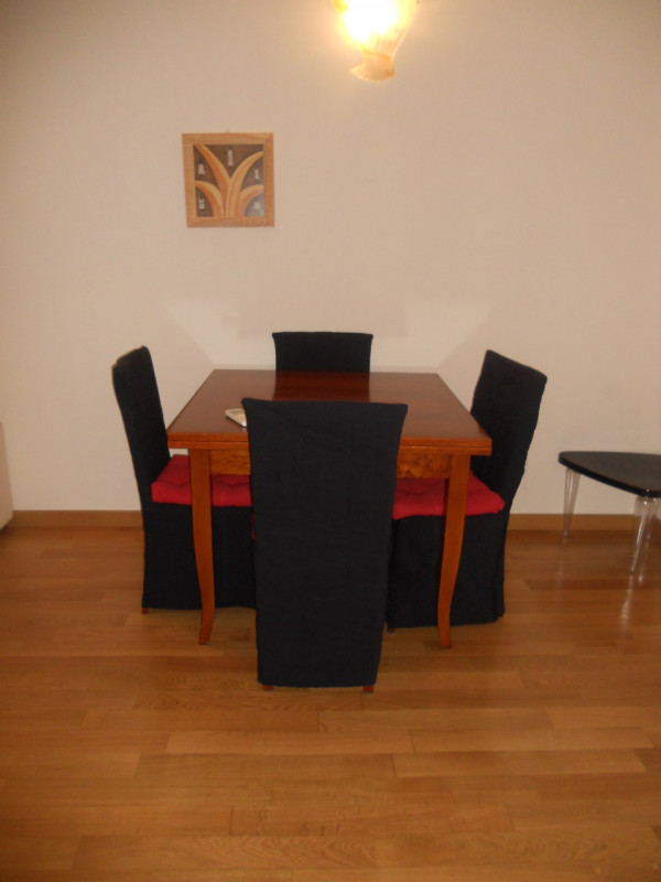 Nel cuore pulsante del Centro Storico di Padova, teatro Verdi, proponiamo in affitto un esclusivo...