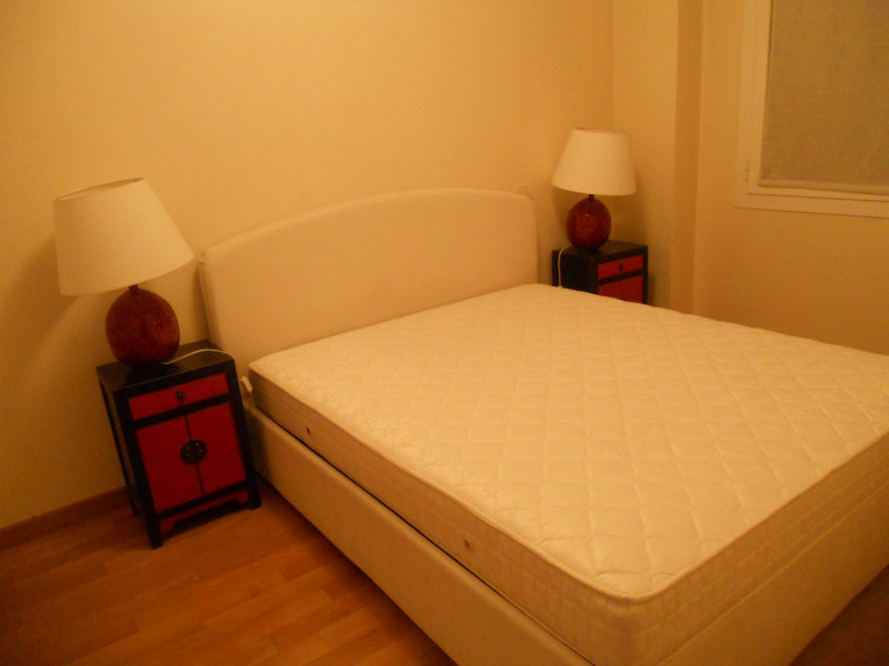 Nel cuore pulsante del Centro Storico di Padova, teatro Verdi, proponiamo in affitto un esclusivo...