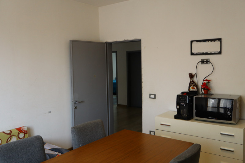 LOREGGIA - FRAZIONE - CASA SINGOLA CON GIARDINO
In centro paese, comoda ai servizi, proponiamo CA...