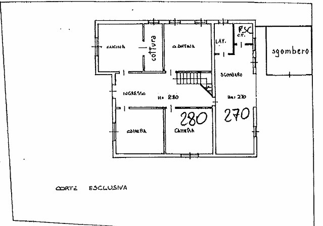 LOREGGIA - FRAZIONE - CASA SINGOLA CON GIARDINO
In centro paese, comoda ai servizi, proponiamo CA...