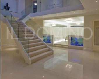 Caselle, appartamento nuovo posto in una palazzina di tre piani e di sei unità, dalle linee moder...