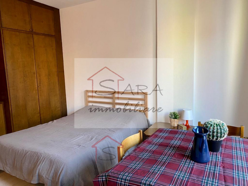 PADOVA - Piazza Garibaldi:
DAL 1 FEBBRAIO 2026
Sara Immobiliare propone in locazione centralissim...