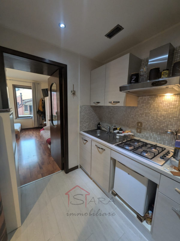 PADOVA - Piazza Garibaldi:
DAL 1 FEBBRAIO 2026
Sara Immobiliare propone in locazione centralissim...