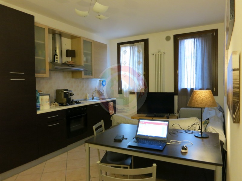 Este Affitto Appartamento bilocale