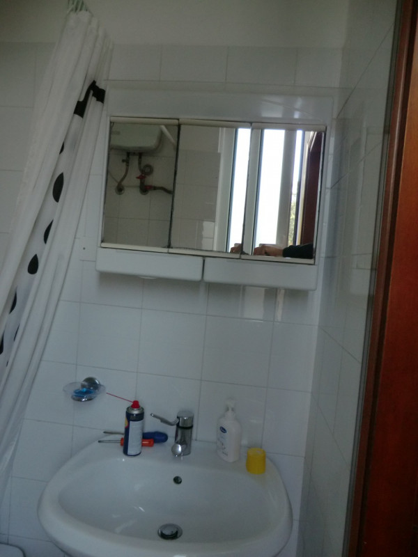 Sacra Famiglia, in zona residenziale verde e tranquilla, si affitta miniappartamento arredato che...