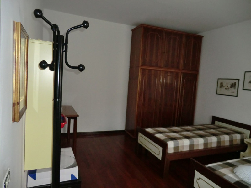 Sacra Famiglia, in zona residenziale verde e tranquilla, si affitta miniappartamento arredato che...