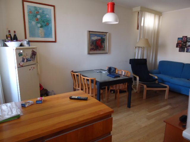 OTTIMO CONDOMINIO. RECENTE RISTRUTTURAZIONE CON ASCENSORE, RISCALDAMENTO/ARIA CONDIZIONATA CONTAB...