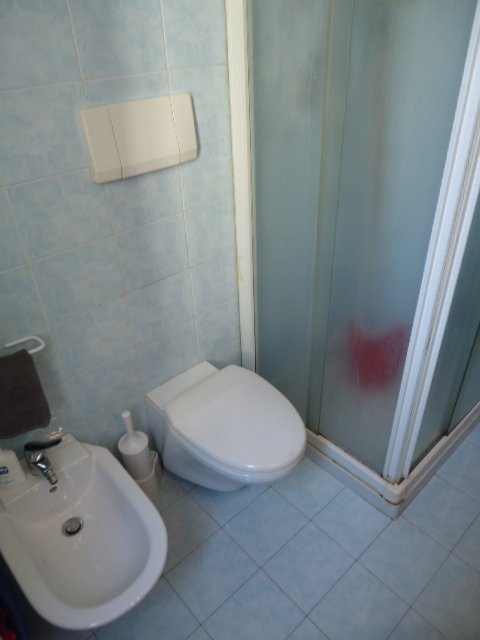 OTTIMO CONDOMINIO. RECENTE RISTRUTTURAZIONE CON ASCENSORE, RISCALDAMENTO/ARIA CONDIZIONATA CONTAB...