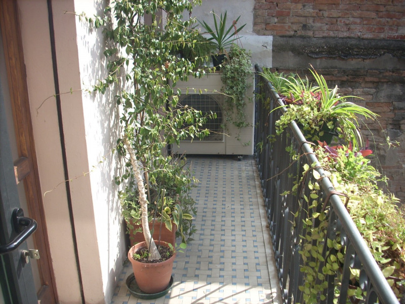 CENTRO DUOMO Stefania Pilotto Immobiliare propone ampio appartamento arredato molto bene. La posi...