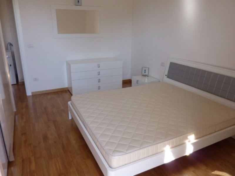 A Varago di Maserada sul Piave (TV), proponiamo in affitto ampio mini appartamento, al piano seco...