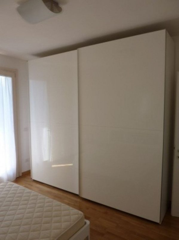 A Varago di Maserada sul Piave (TV), proponiamo in affitto ampio mini appartamento, al piano seco...